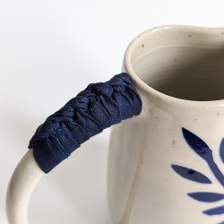 Pichet branche fleurie 2