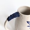 Pichet branche fleurie 1