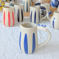 Pichet rayé bleu 1